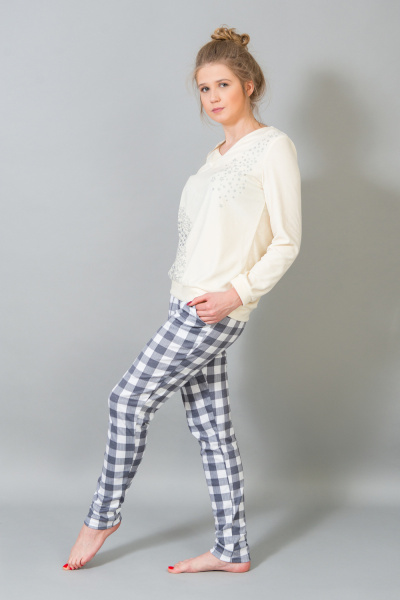 8d435f0e-9b39-454c-9f85-ab161ab0b22d